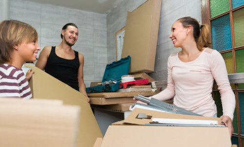 Packing boxes for home moves in Camdentown