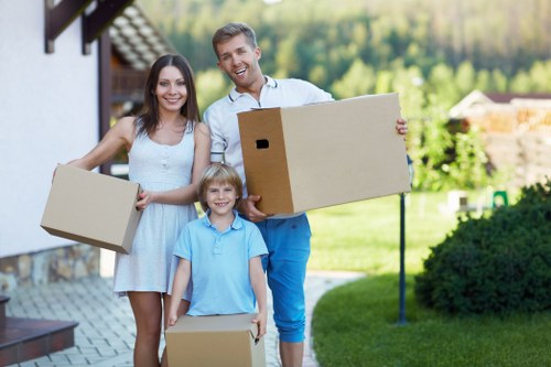 Local moving help for homes and flats in Camdentown