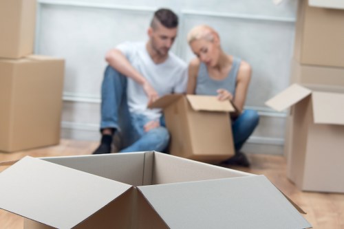 Student flat or small apartment moving job in Camdentown